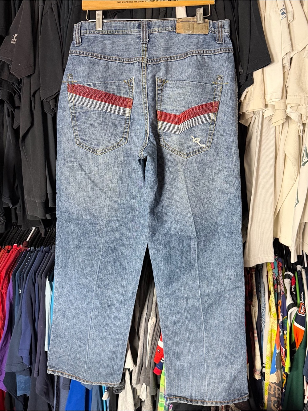 Vintage Rocawear Embroidered Jeans Men’s 32x31 Light Wash Blue Y2K Hip Hop Baggy
